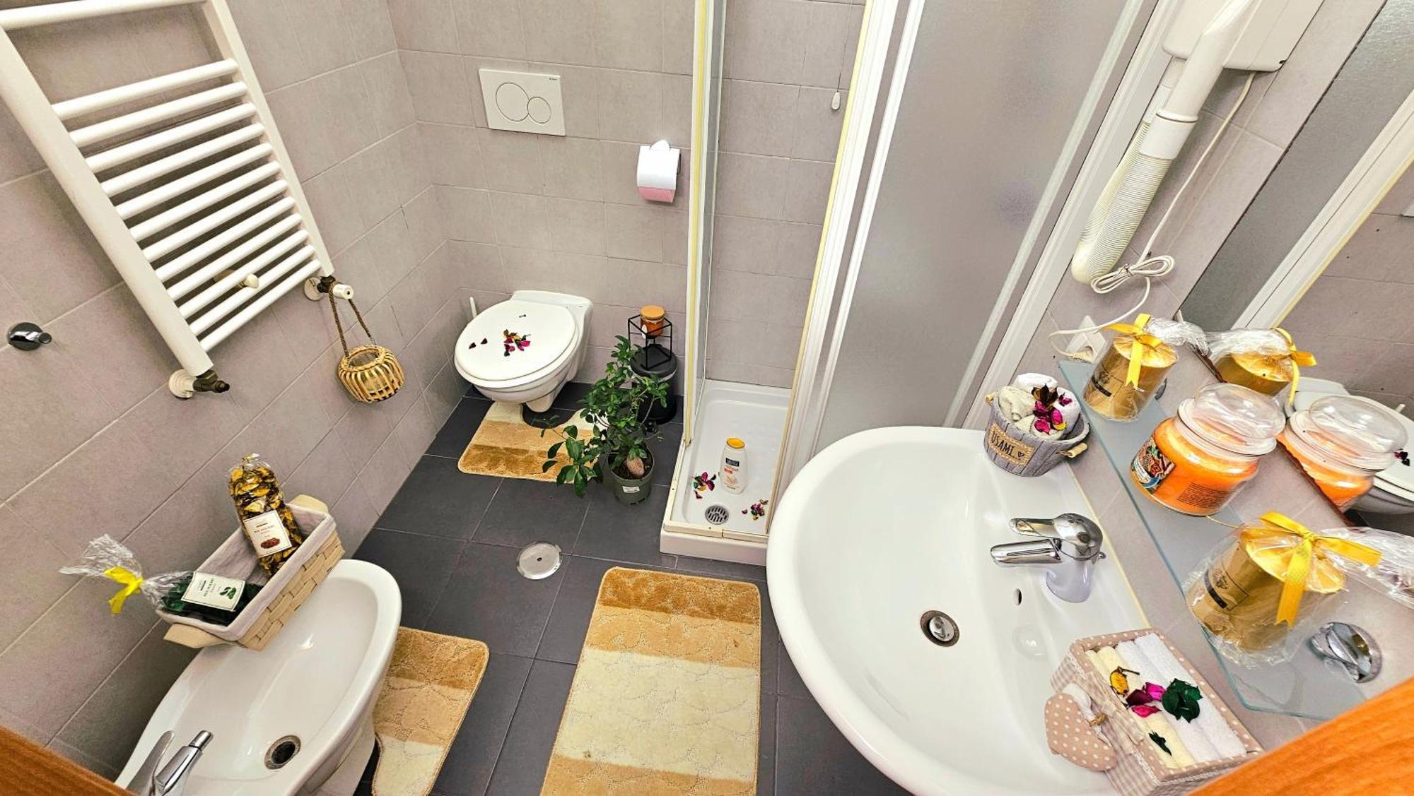 A Casa Simpatia - Check-in Via Bixio, 41 Pensión 3*